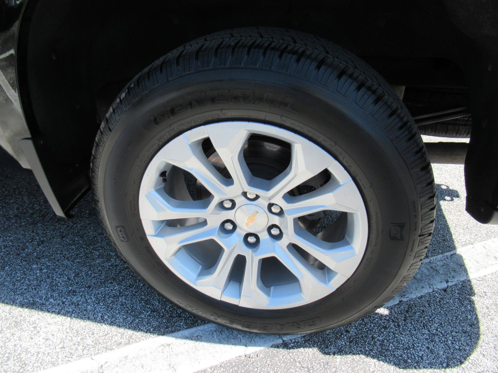 Used 2021 Chevrolet Silverado 1500 LTZ AWD/4WD image 9