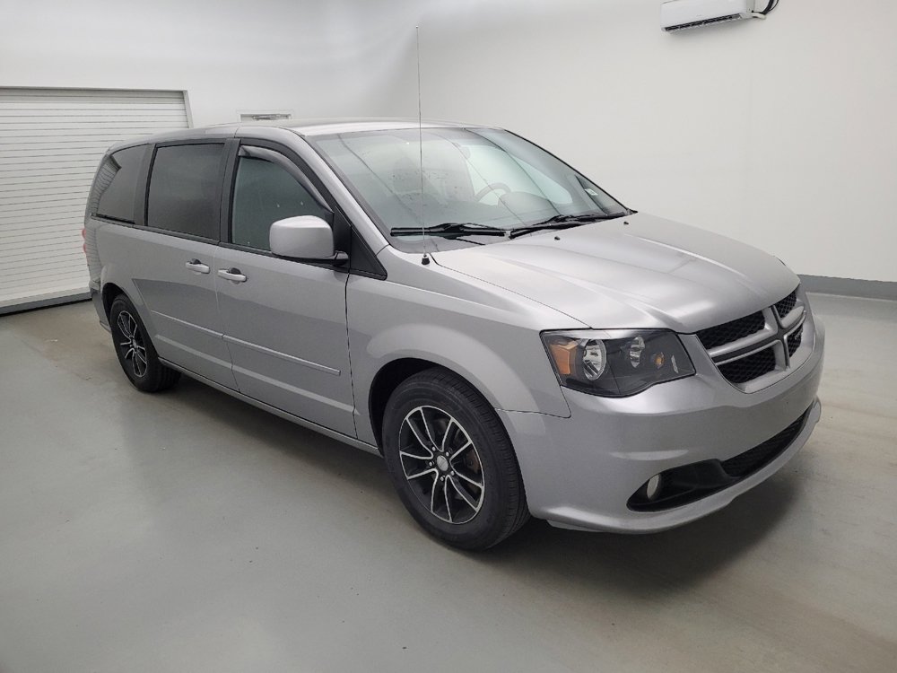 Used 2016 Dodge Grand Caravan R/T w/ Safety Sphere Group FWD image 11