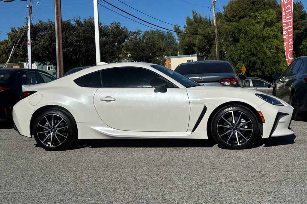 Certified 2025 Toyota GR86 w/ ALL Weather Mat Package (TMS) image 2