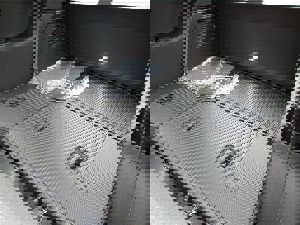 New 2026 GMC Acadia Elevation w/ Elevation Premium Package image 12