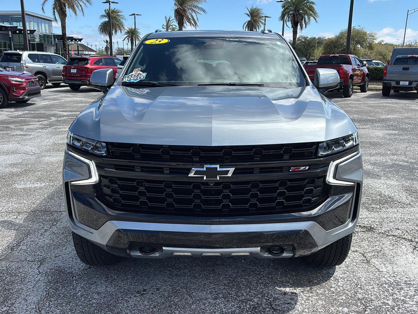 Certified 2023 Chevrolet Tahoe Z71 w/ Luxury Package image 2