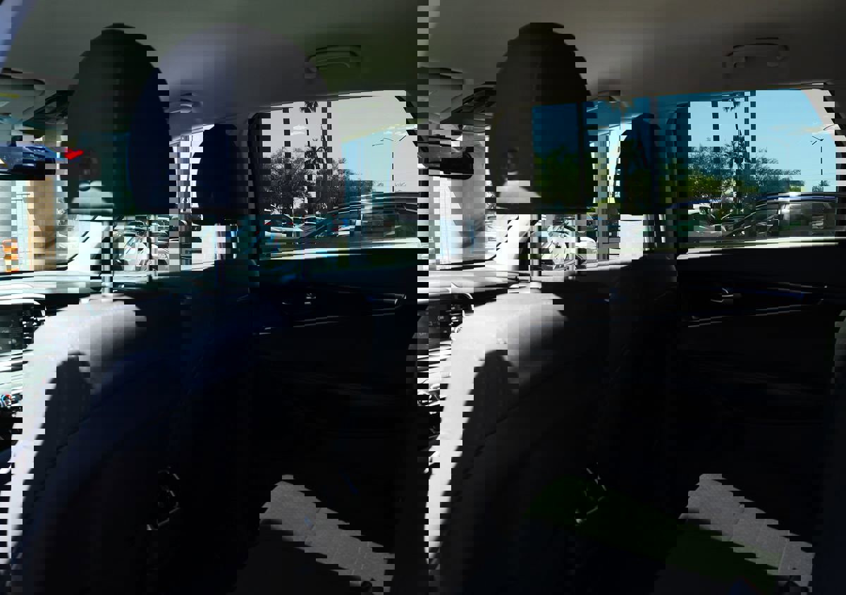 Used 2019 Kia Sorento S image 32