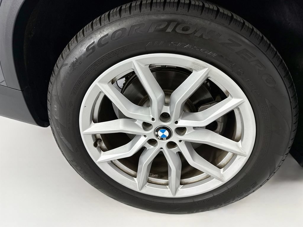 Used 2019 BMW X5 xDrive40i w/ Convenience Package AWD/4WD image 32