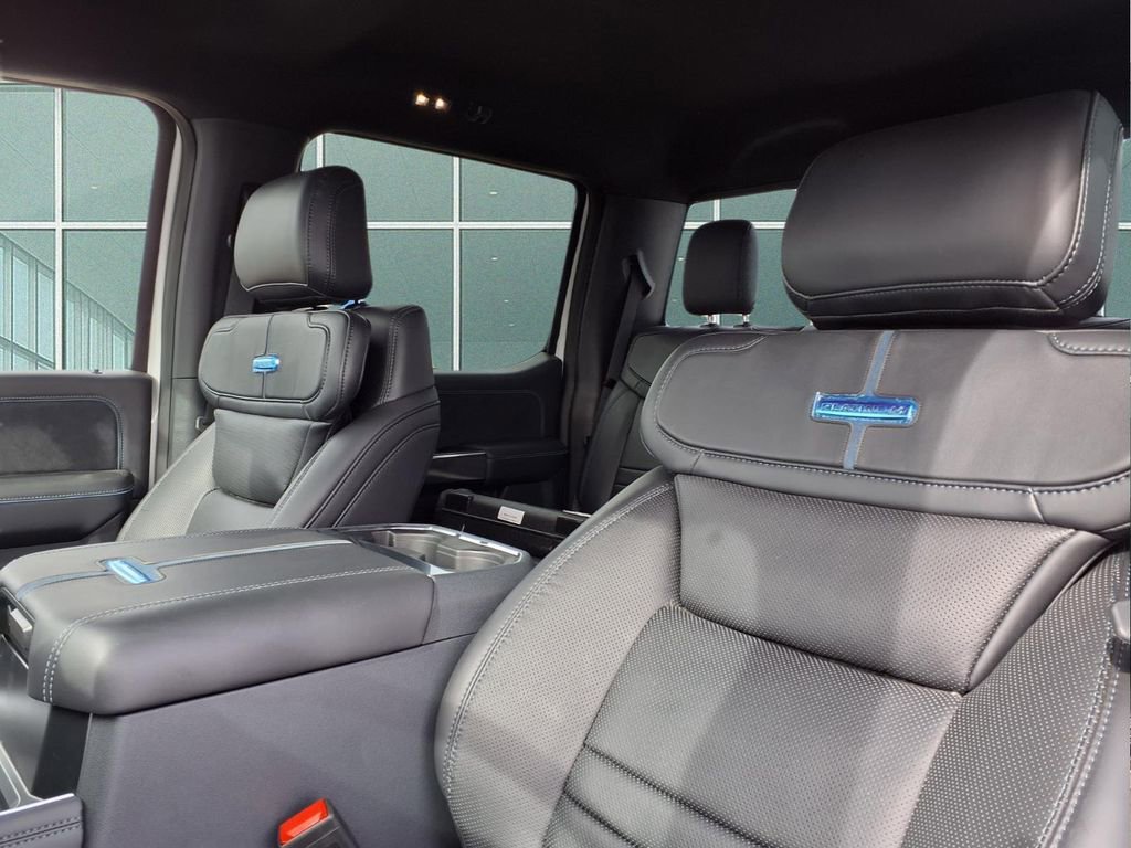 New 2025 Ford F450 Platinum image 20