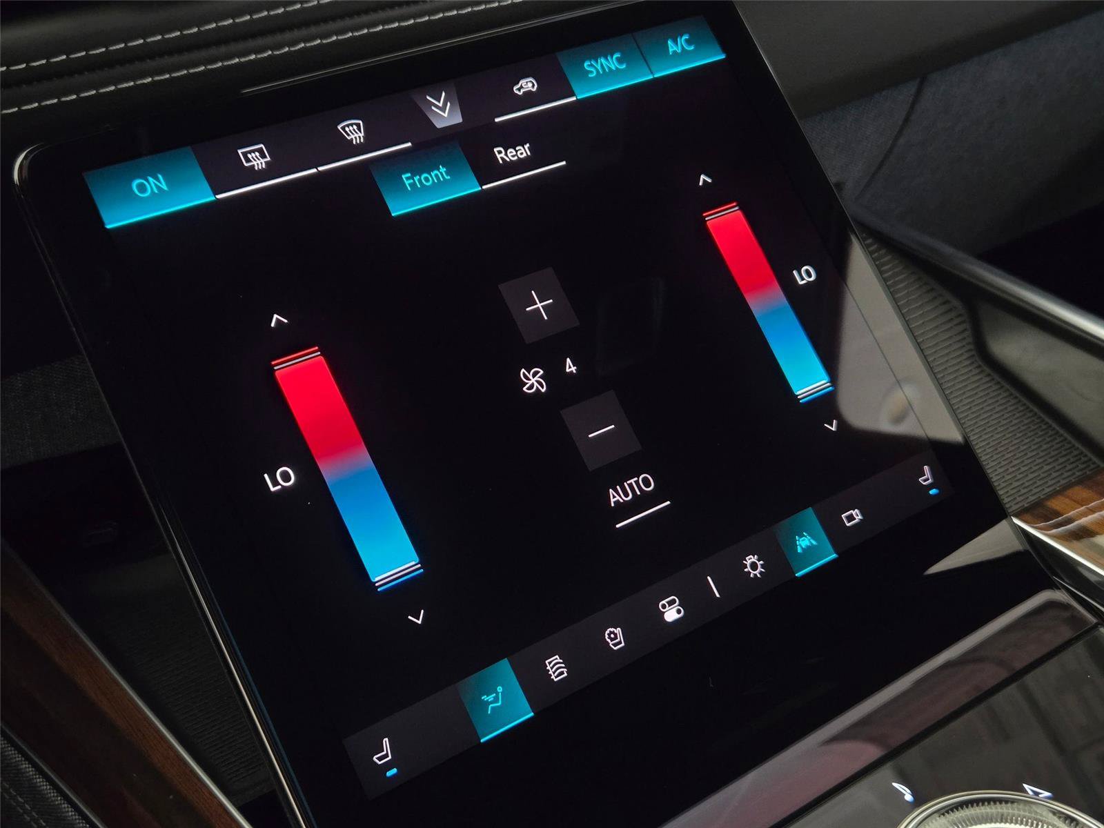 New 2026 Cadillac Escalade ESV Platinum Sport w/ LPO, Floor Liner Package AWD/4WD image 21