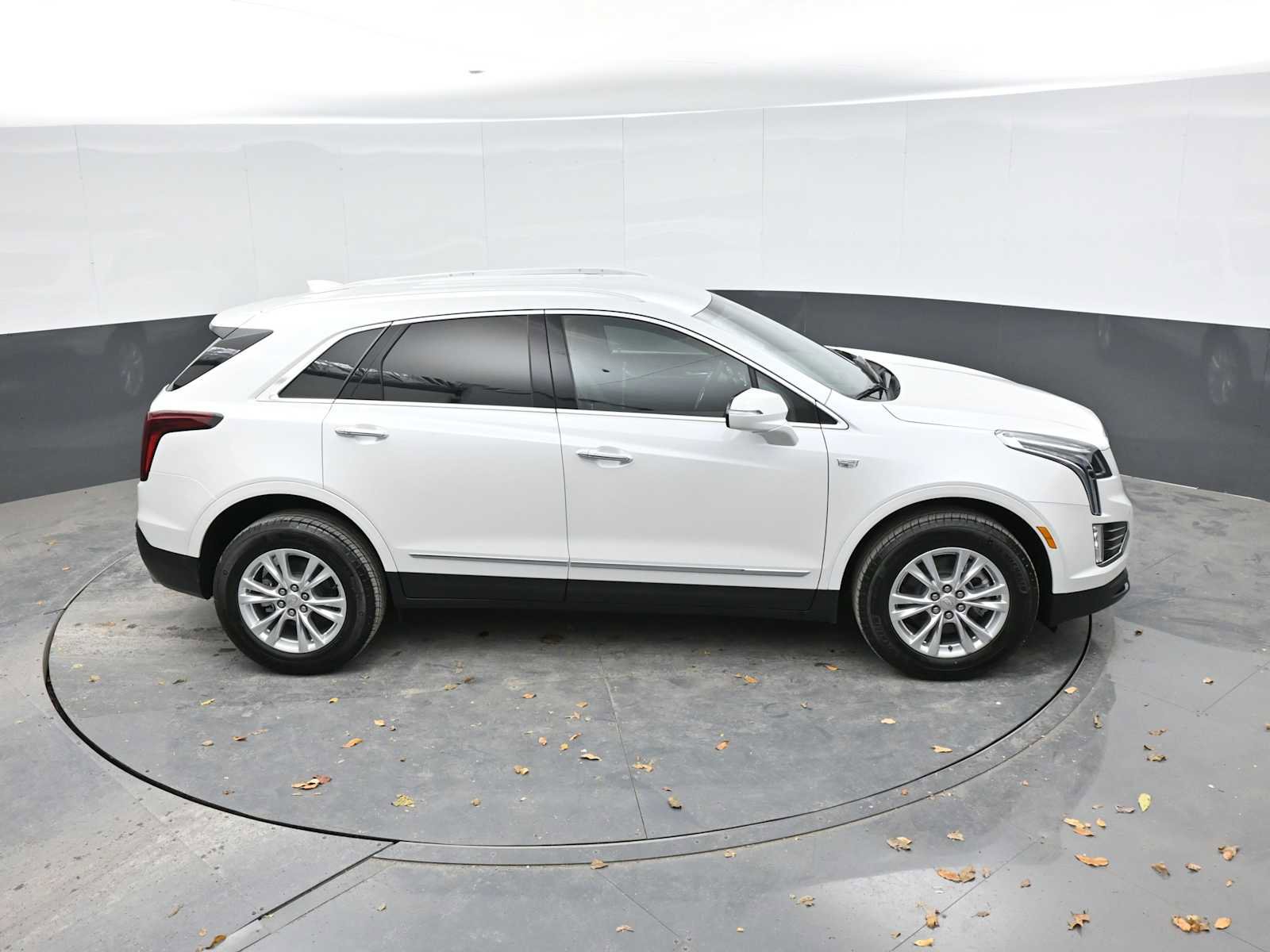 Used 2025 Cadillac XT5 Luxury w/ LPO, Floor Liner Package image 41