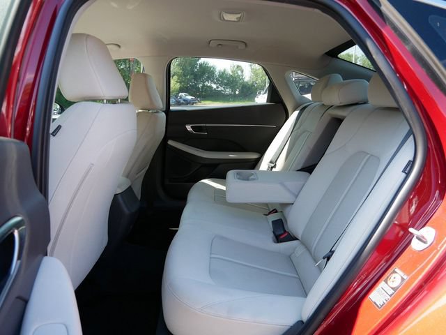 Used 2023 Hyundai Sonata SEL w/ Cargo Package FWD image 11