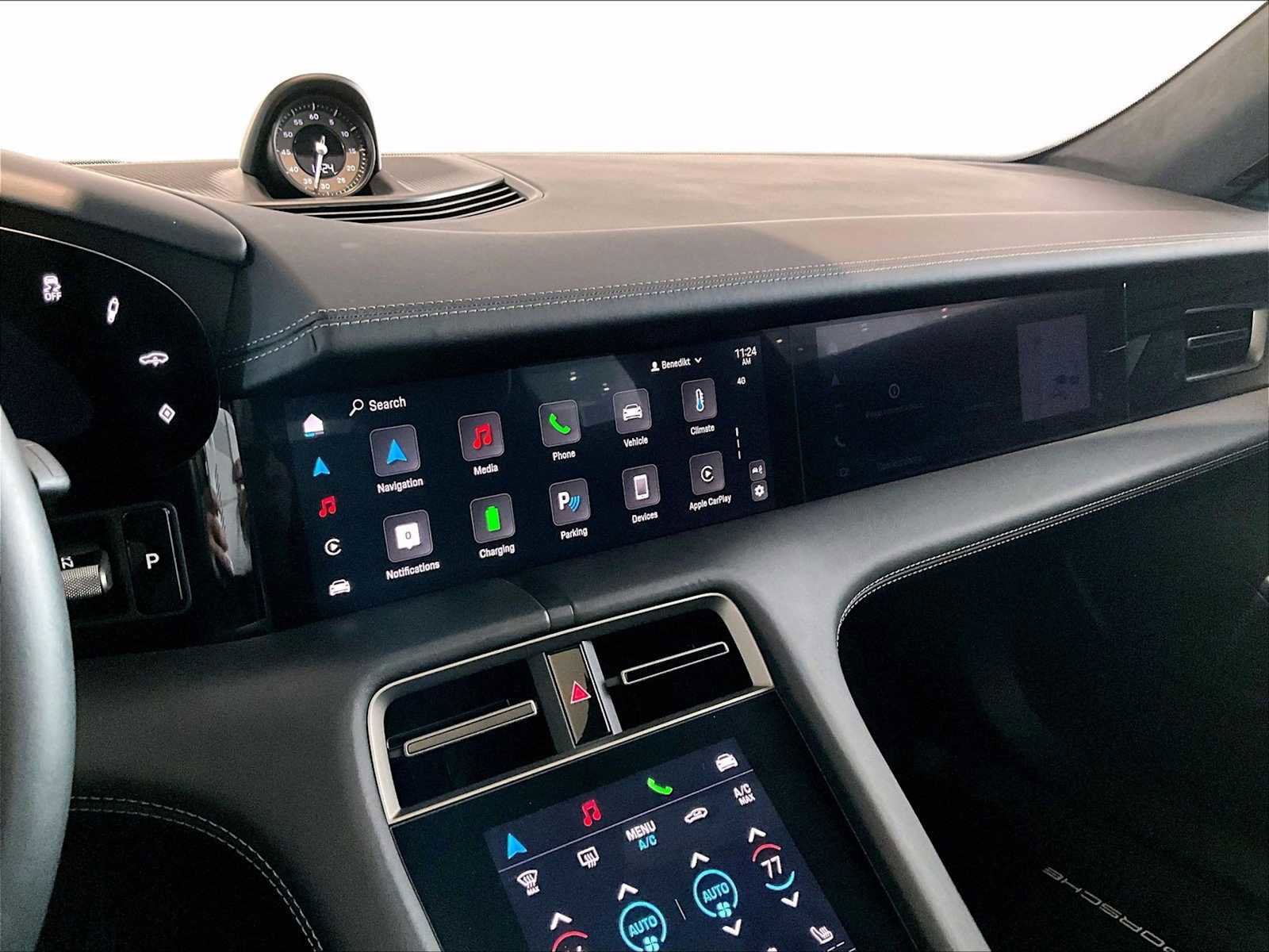 Used 2025 Porsche Taycan Turbo image 19