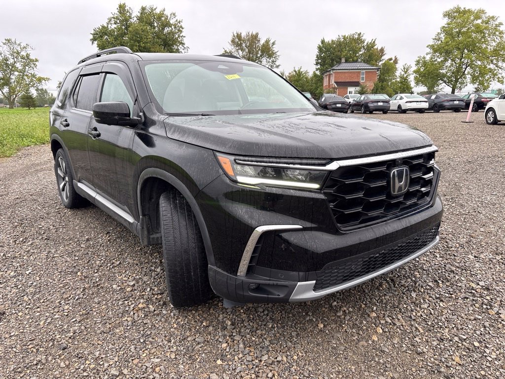 Used 2023 Honda Pilot Elite image 16