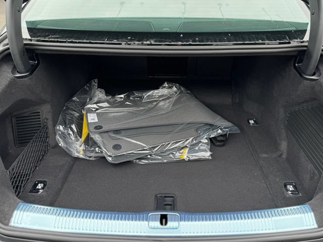 New 2026 Audi A8 L 3.0T AWD/4WD image 32