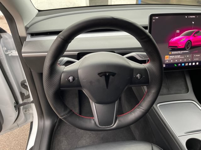 Used 2023 Tesla Model Y Performance AWD/4WD image 14