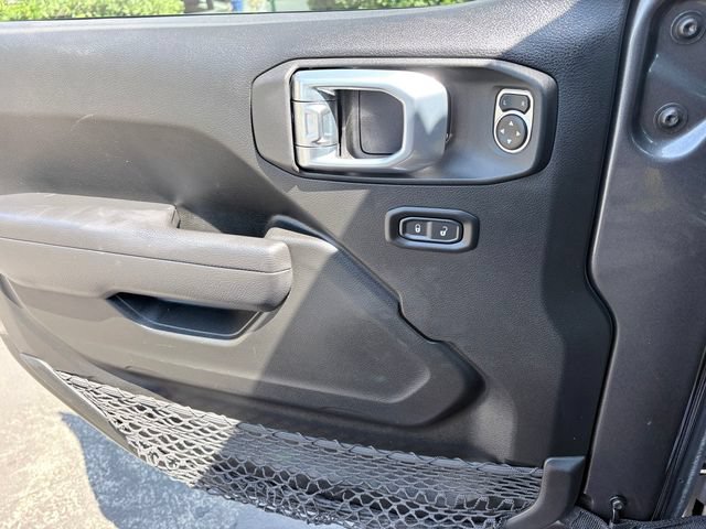 Used 2022 Jeep Wrangler Unlimited Sport AWD/4WD image 11