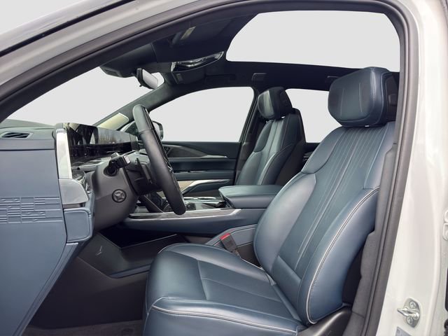 Used 2025 Cadillac Escalade IQ Sport 2 image 9