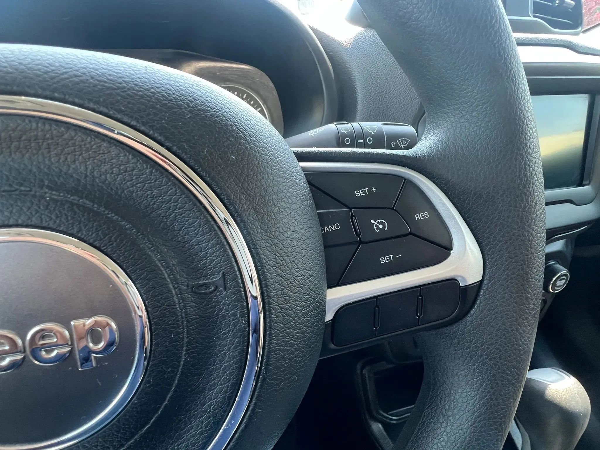 Used 2021 Jeep Renegade Sport FWD image 18