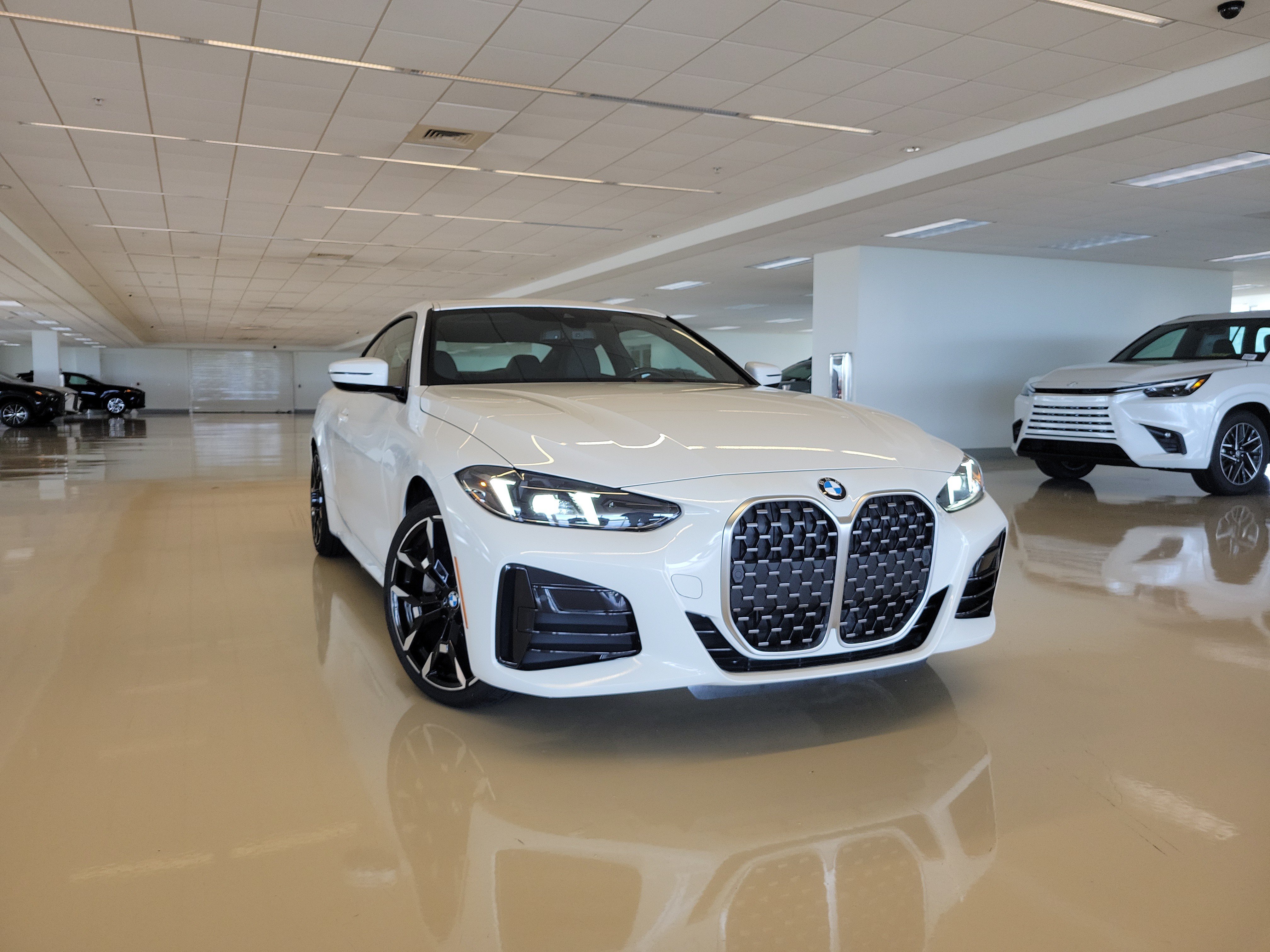 Used 2026 BMW 430i xDrive Coupe AWD/4WD image 2