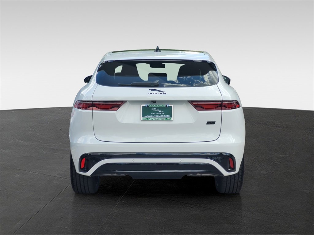New 2026 Jaguar F-PACE R-Dynamic S image 5