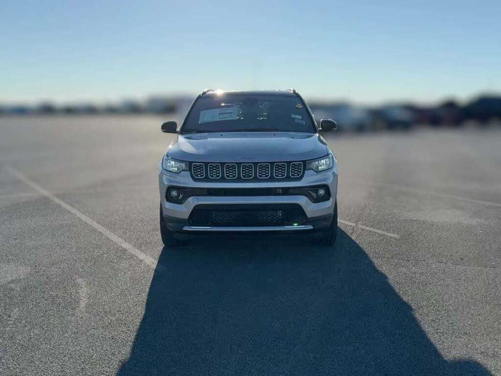 New 2026 Jeep Compass Limited image 2