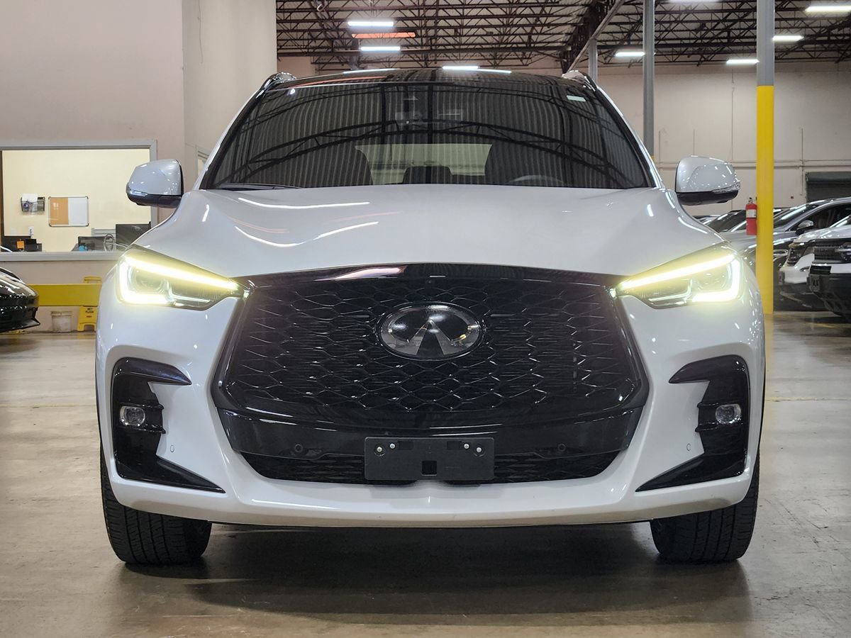 Used 2023 INFINITI QX50 Sport FWD image 2