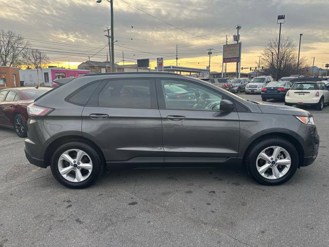 Used 2017 Ford Edge SE image 4