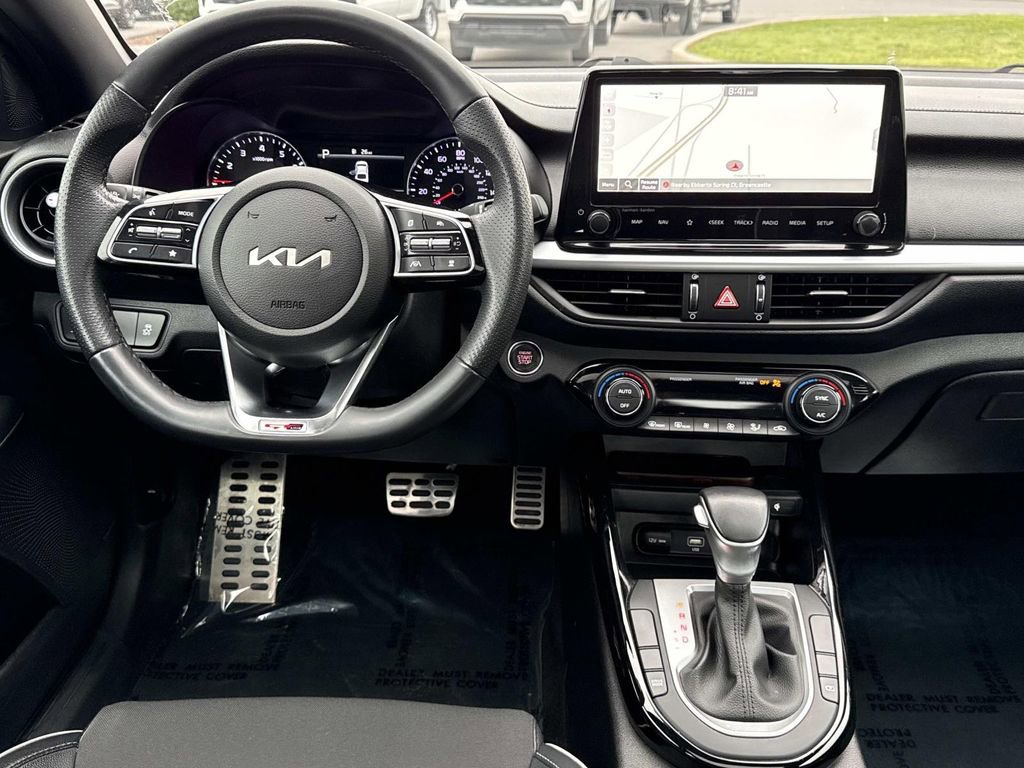 Used 2023 Kia Forte GT-Line w/ GT-Line Premium Package FWD image 2