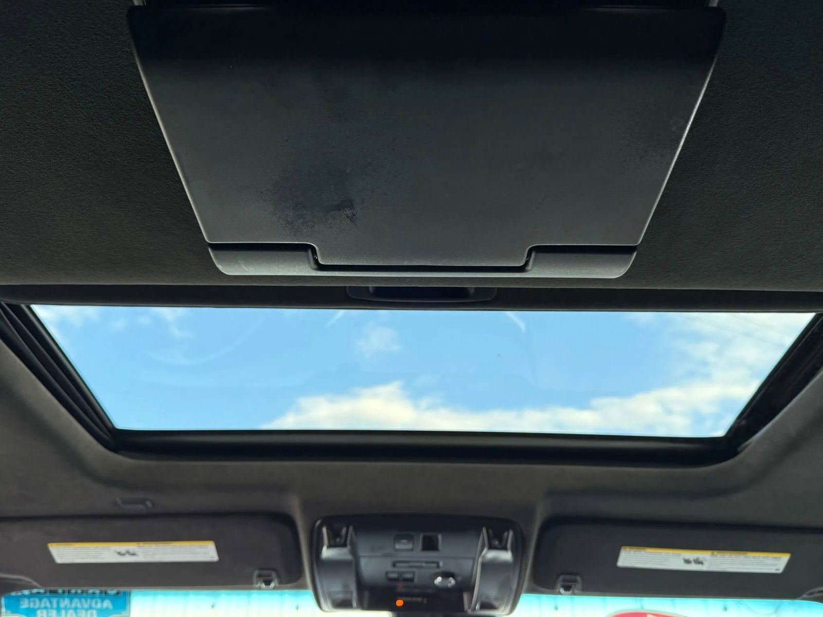 Used 2015 Cadillac Escalade ESV Platinum image 33