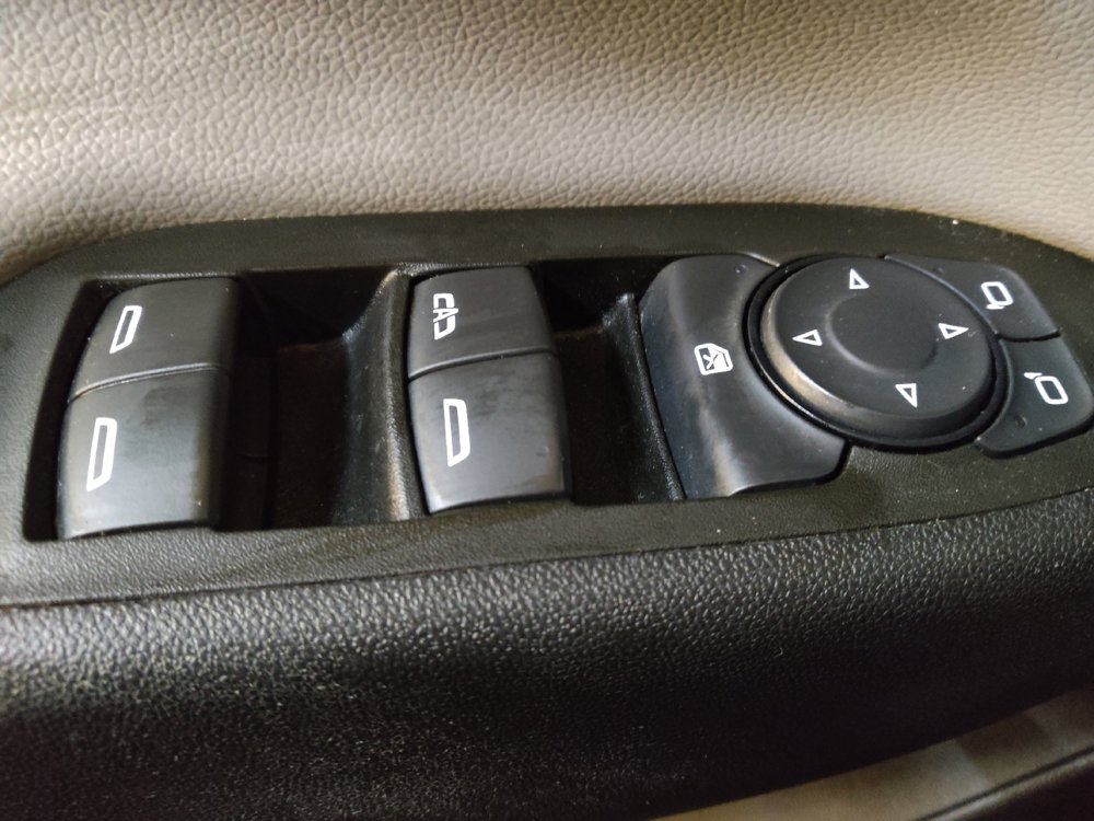 Used 2024 Chevrolet Equinox LT image 27