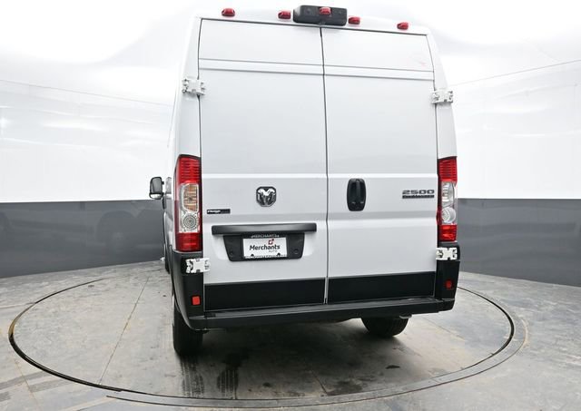 Used 2025 RAM ProMaster 2500 w/ Convenience Group image 5