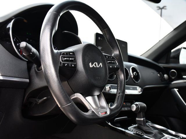 Used 2022 Kia Stinger GT-Line image 10