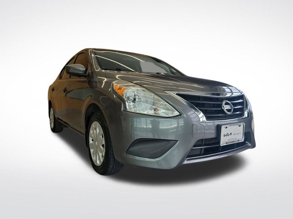 Used 2016 Nissan Versa S Plus image 7