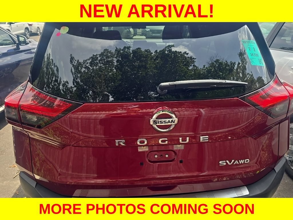 Used 2021 Nissan Rogue SV AWD/4WD image 8