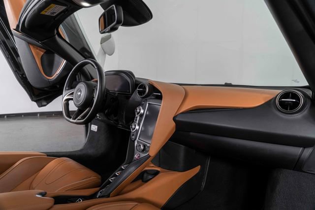 Used 2020 McLaren 720S Luxury RWD image 30