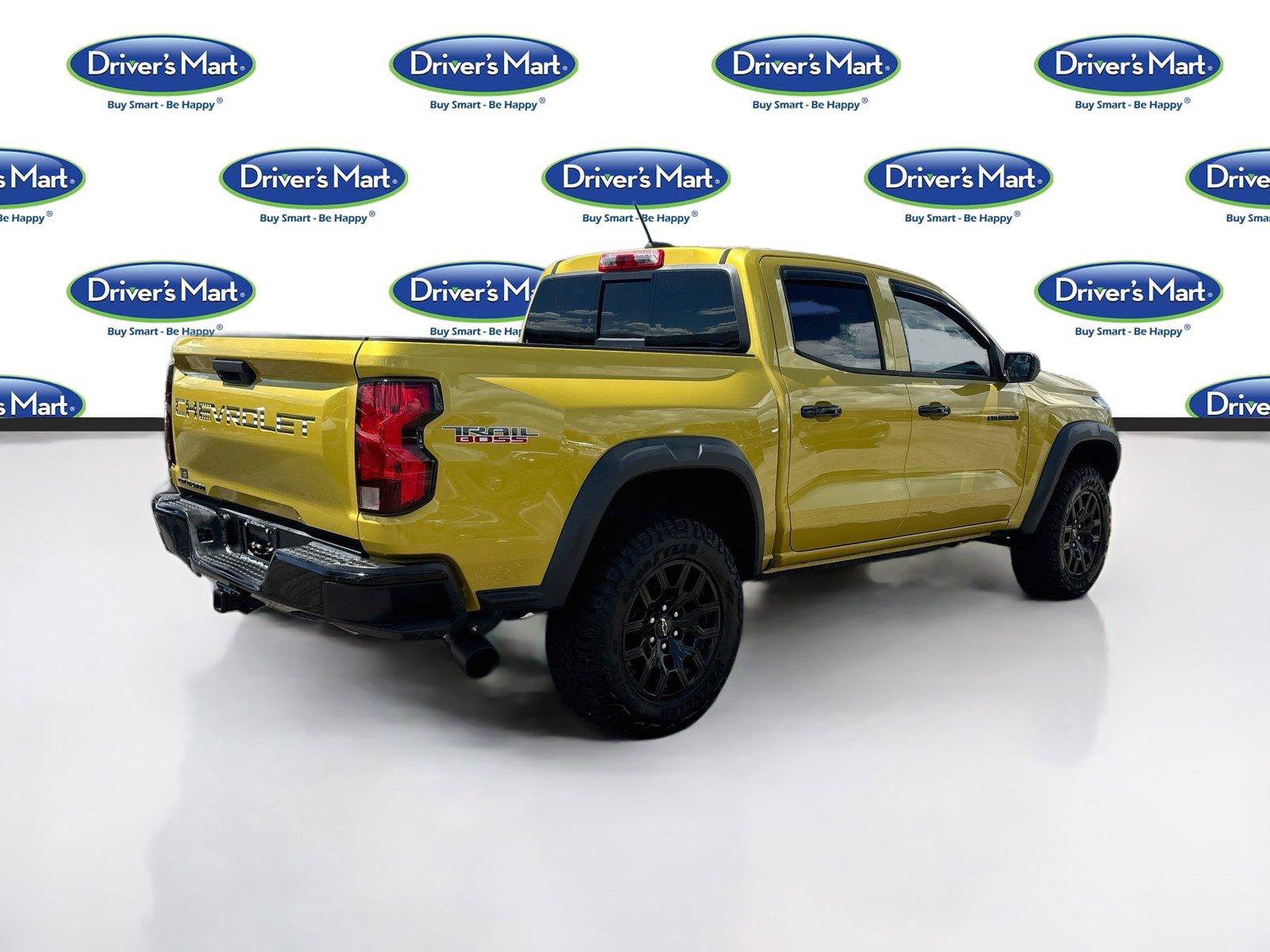 Used 2023 Chevrolet Colorado Trail Boss w/ Advanced Trailering Package AWD/4WD image 7