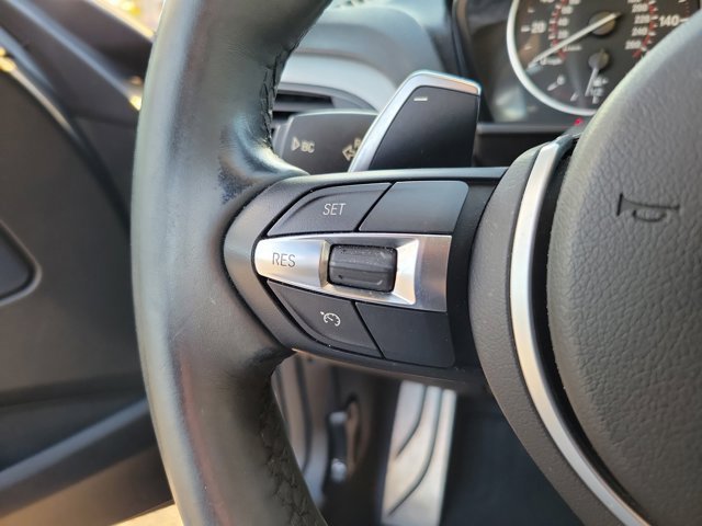 Used 2015 BMW M235i Convertible image 22