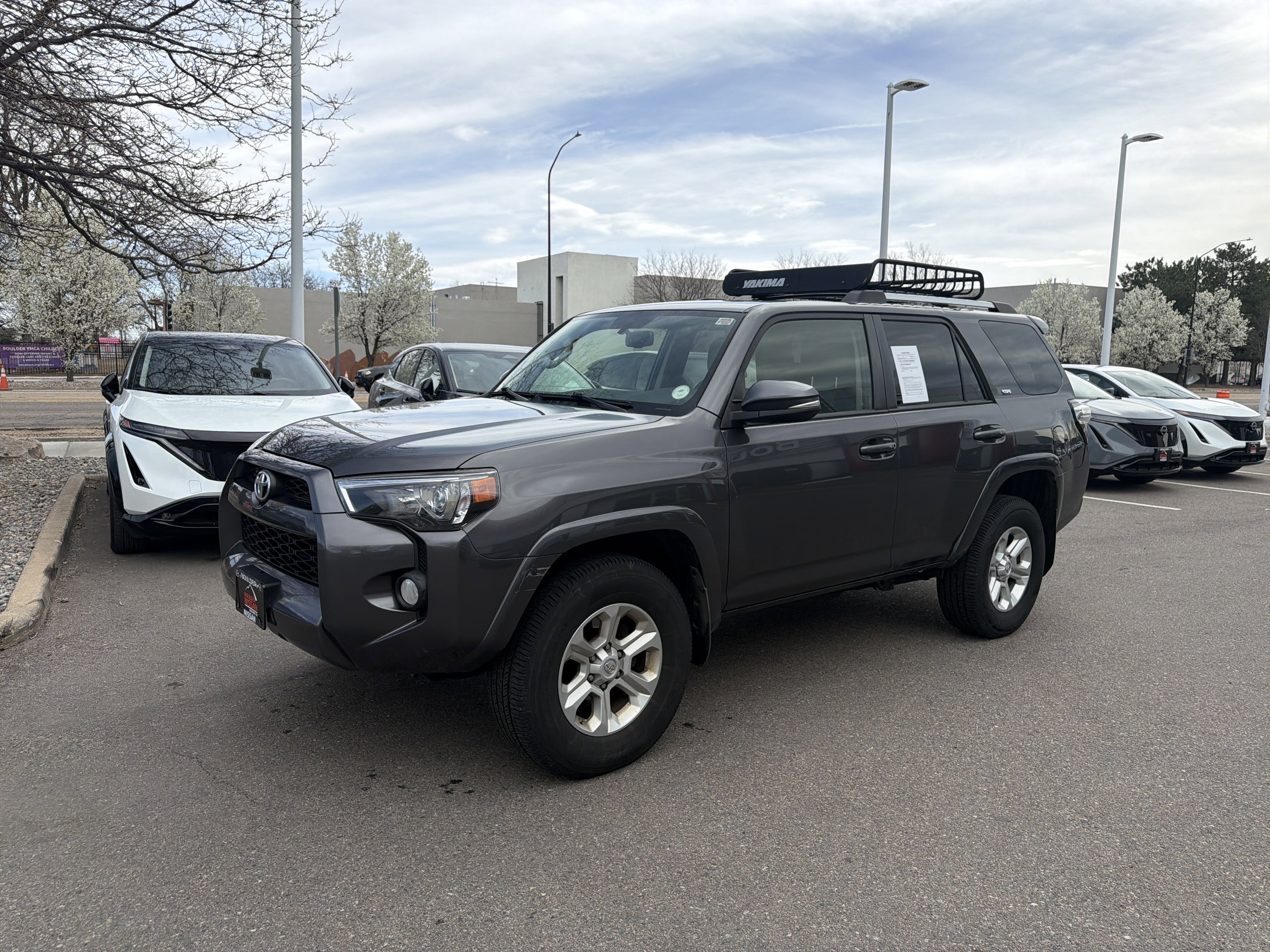 Used 2019 Toyota 4Runner SR5 Premium image 2