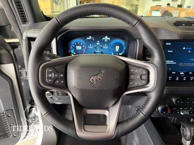 New 2025 Ford Bronco Badlands w/ Sasquatch Package AWD/4WD image 17