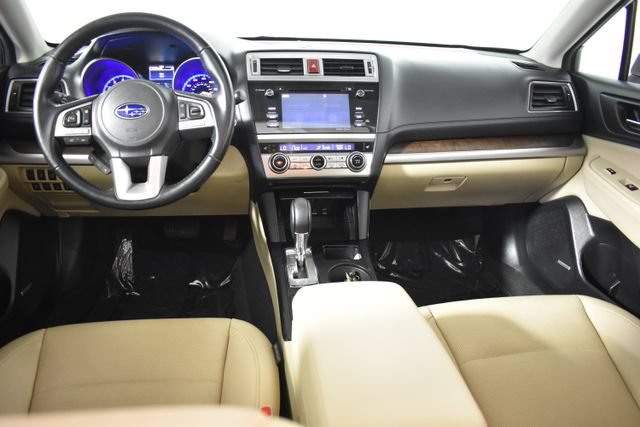 Used 2016 Subaru Outback 2.5i Limited AWD/4WD image 28