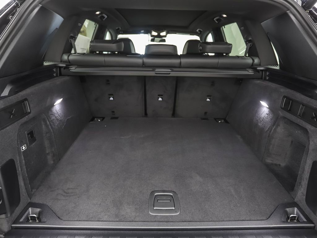 New 2026 BMW X5 xDrive40i w/ M Sport Package image 24