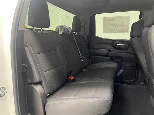 New 2026 Chevrolet Silverado 1500 Custom w/ Turbomax Blackout Package AWD/4WD image 23