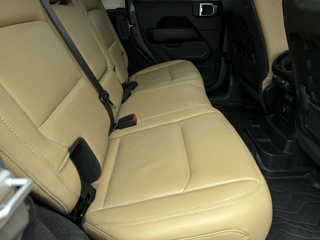 Used 2019 Jeep Wrangler Unlimited Rubicon AWD/4WD image 37