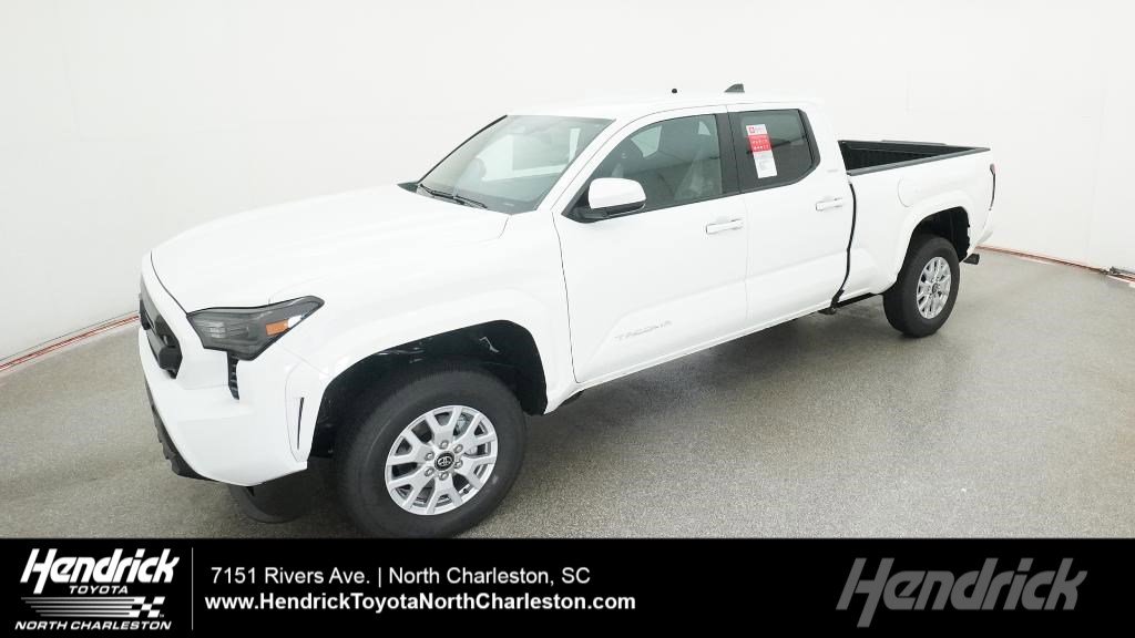 New 2025 Toyota Tacoma SR5