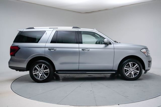 Used 2023 Ford Expedition Limited image 8