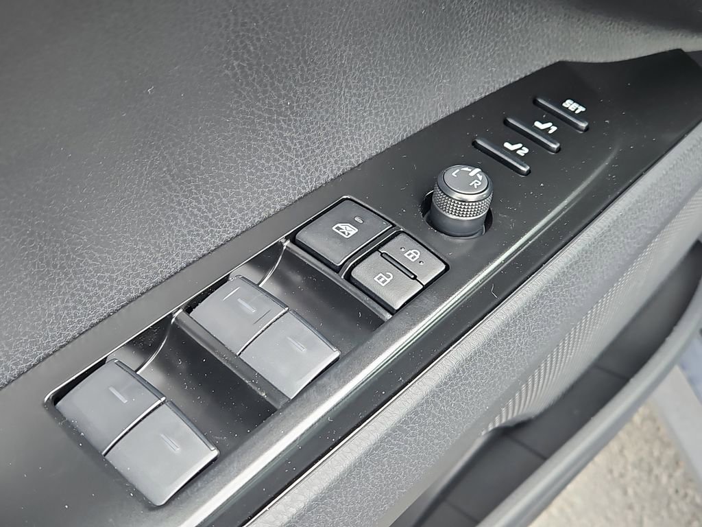 New 2026 Toyota Camry Hybrid AWD/4WD image 20