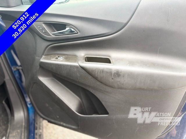Used 2023 Chevrolet Equinox LT image 24