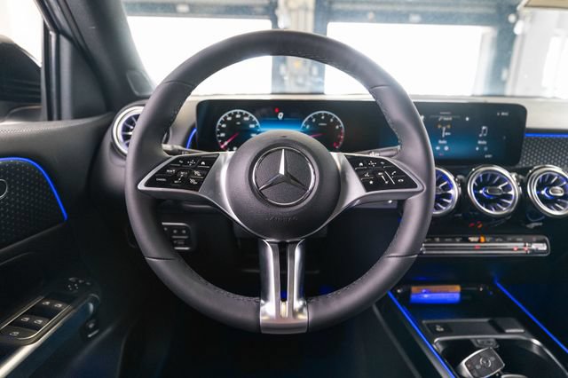 New 2026 Mercedes-Benz GLB 250 4MATIC image 15