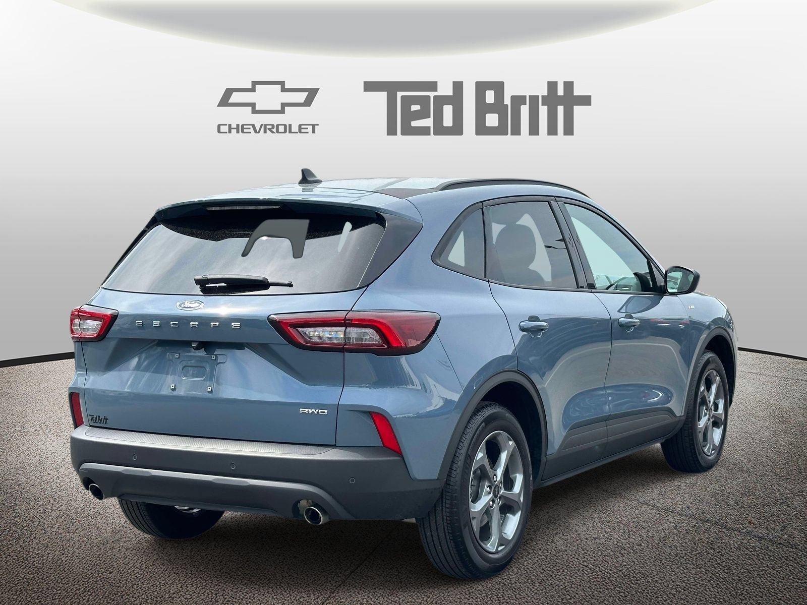 Used 2025 Ford Escape ST-Line w/ Tech Pack #1 AWD/4WD image 4