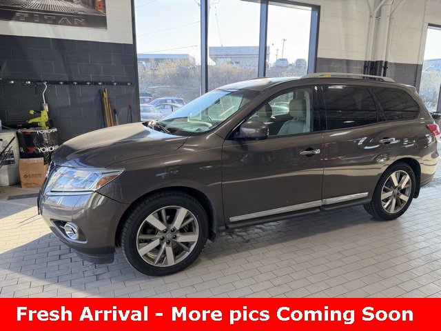 Used 2015 Nissan Pathfinder Platinum w/ Cargo Package