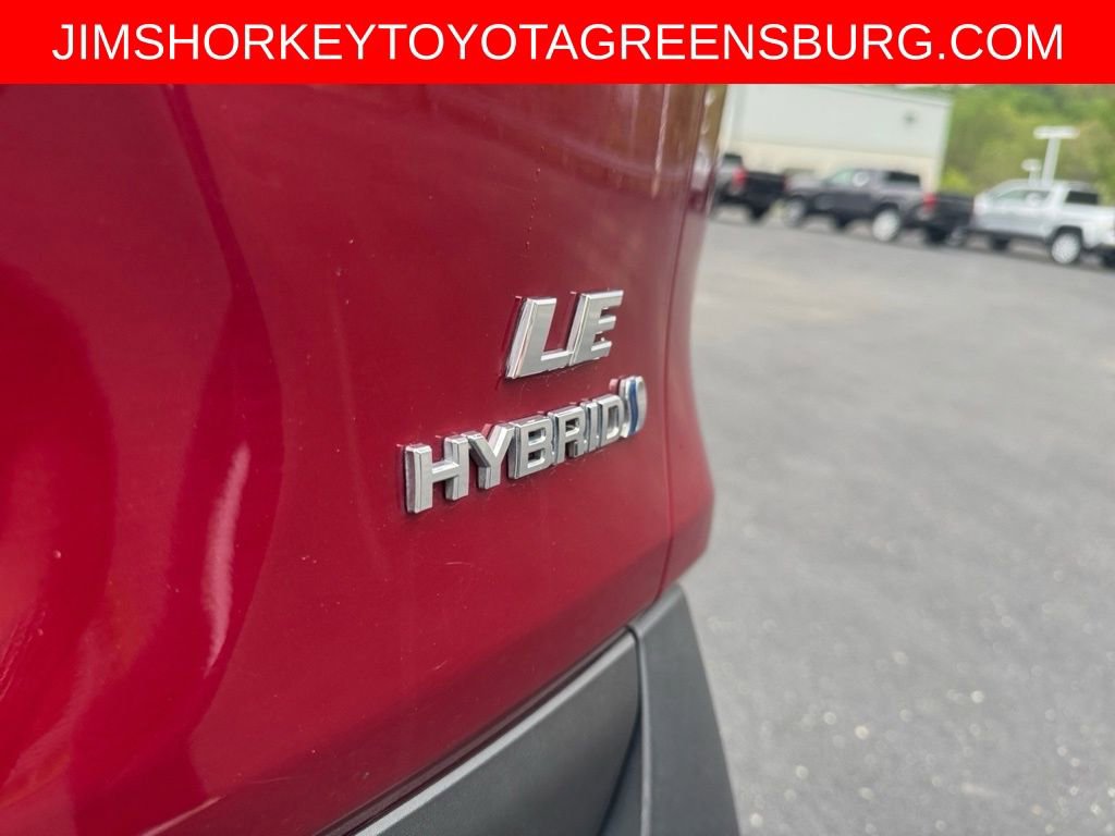 Used 2022 Toyota RAV4 LE AWD/4WD image 25