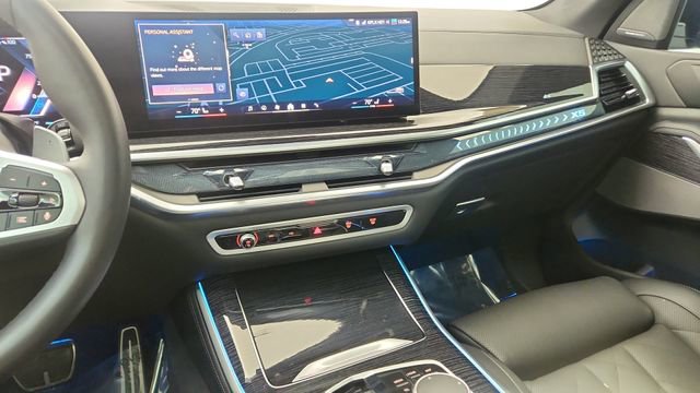 Used 2025 BMW X5 xDrive40i w/ M Sport Package image 46