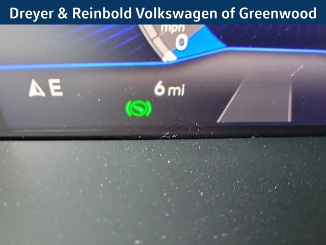 New 2024 Volkswagen Taos SE image 23