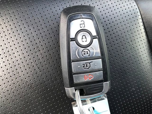 Used 2023 Ford Escape Platinum AWD/4WD image 24